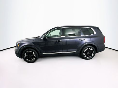 Used 2025 Kia Telluride S image 4