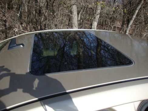 Used 2008 Saturn Aura XR w/ Premium Trim Package image 7