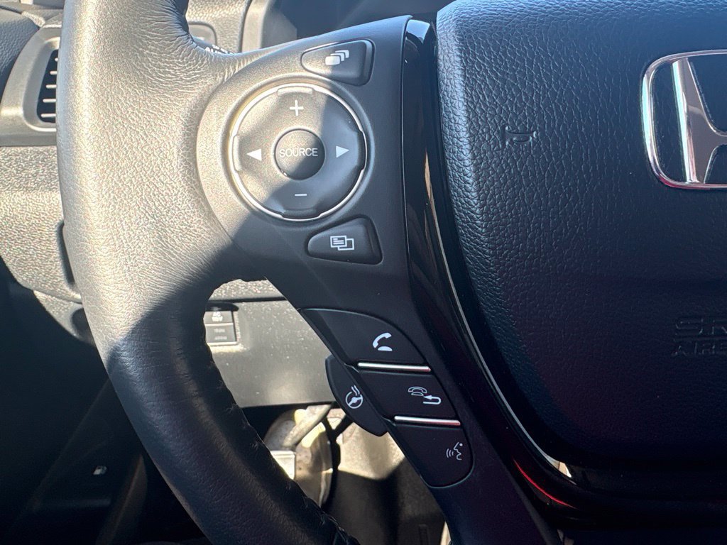 Used 2017 Honda Ridgeline RTL-E image 18