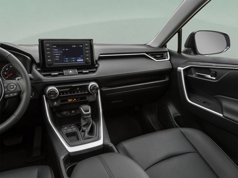 Used 2019 Toyota RAV4 XLE Premium FWD image 46