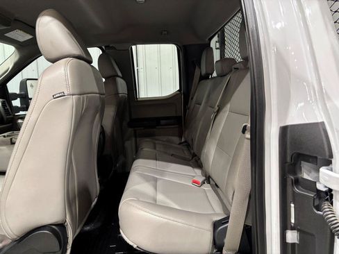 Used 2017 Ford F250 XL w/ Power Equipment Group AWD/4WD image 13