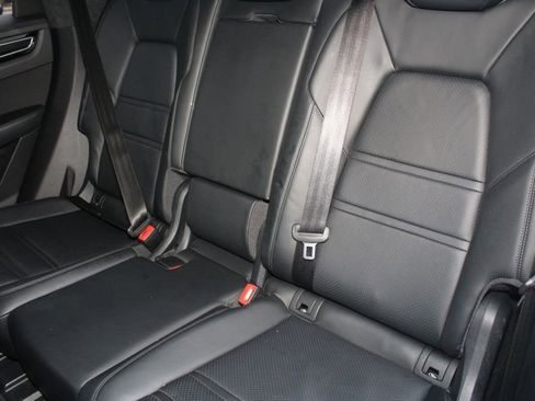 Used 2021 Porsche Cayenne GTS AWD/4WD image 24