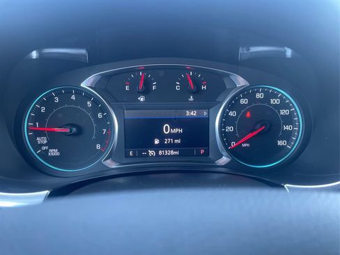 Used 2023 Chevrolet Traverse LT AWD/4WD image 13
