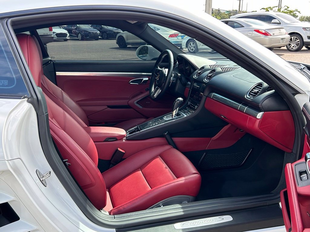 Used 2021 Porsche 718 Cayman S RWD image 40