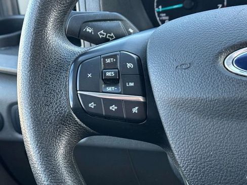 Used 2023 Ford Transit 250 Medium Roof image 9