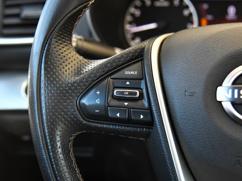 Used 2023 Nissan Maxima SV w/ Floor Mat Group FWD image 29