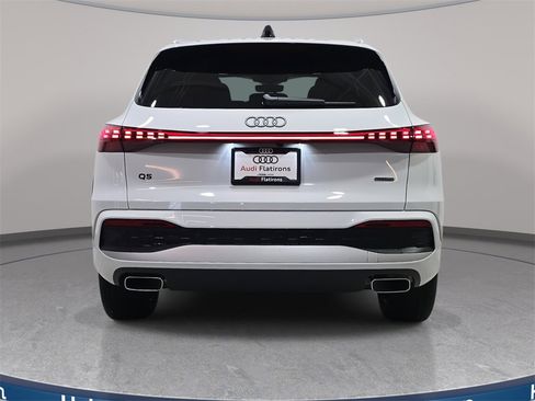 New 2025 Audi Q5 2.0T Premium image 6