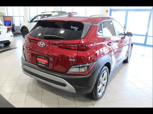 Used 2023 Hyundai Kona SEL AWD/4WD image 5