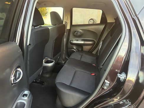 Used 2014 Nissan Juke S image 10