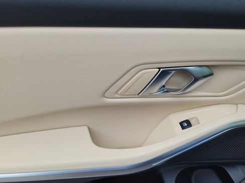 New 2026 BMW 330i Sedan w/ Convenience Package RWD image 15