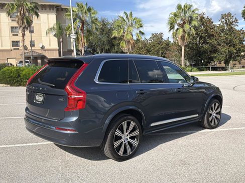 Used 2025 Volvo XC90 B6 Ultra w/ Lounge Package AWD/4WD image 4