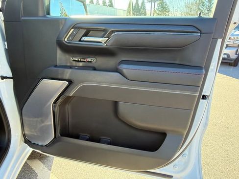 Used 2023 GMC Sierra 1500 AT4X image 14