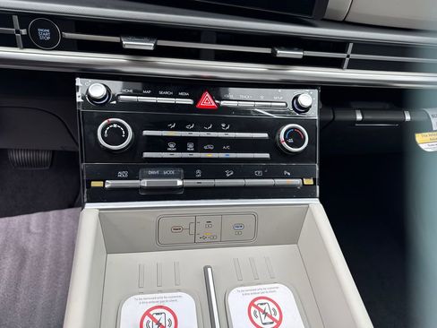 New 2026 Hyundai Santa Fe SE image 20