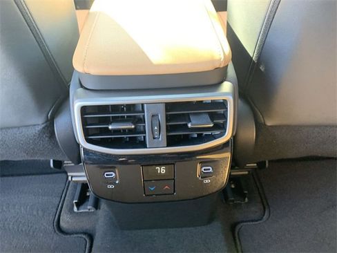 Used 2023 Lexus RX 350h image 33