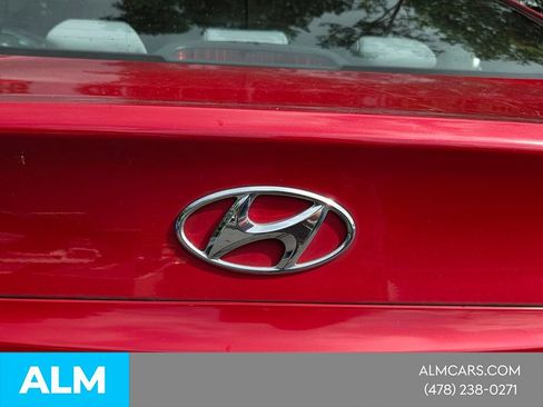 Used 2015 Hyundai Accent GLS FWD image 13