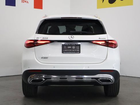 New 2026 Mercedes-Benz GLC 300 4MATIC image 11