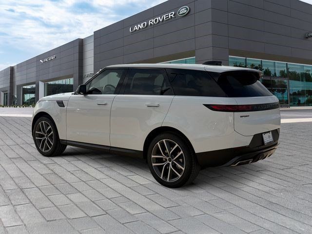 New 2027 Land Rover Range Rover Sport SE AWD/4WD image 3