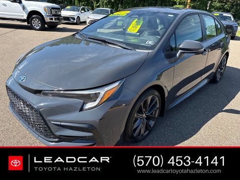 Used 2023 Toyota Corolla SE w/ SE Package FWD image 1