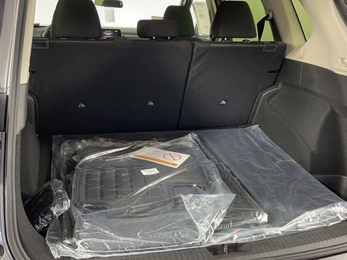 New 2025 Nissan Rogue SV image 32