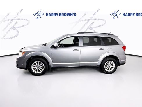 Used 2017 Dodge Journey SXT w/ Comfort/Convenience Group AWD/4WD image 25