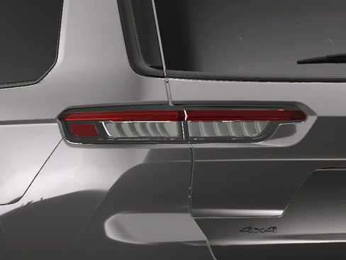 New 2025 Jeep Grand Cherokee L Limited w/ Black Appearance Package image 18