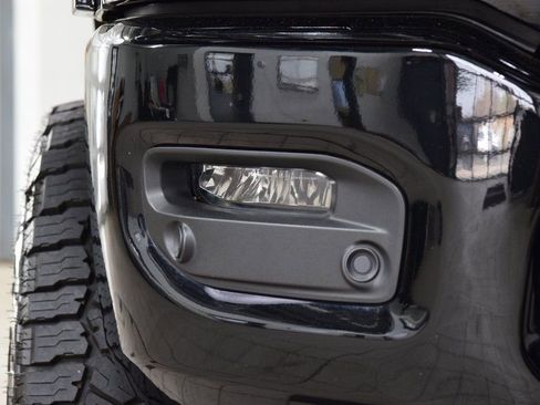 Used 2022 RAM 2500 Limited image 12