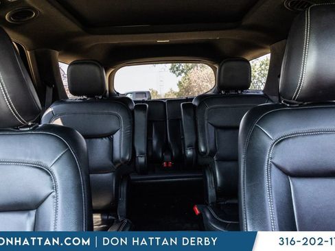 Used 2020 Ford Explorer XLT w/ Equipment Group 202A AWD/4WD image 20