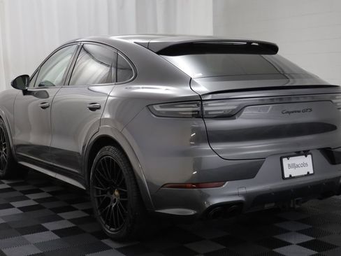 Used 2023 Porsche Cayenne GTS w/ Premium Package AWD/4WD image 14