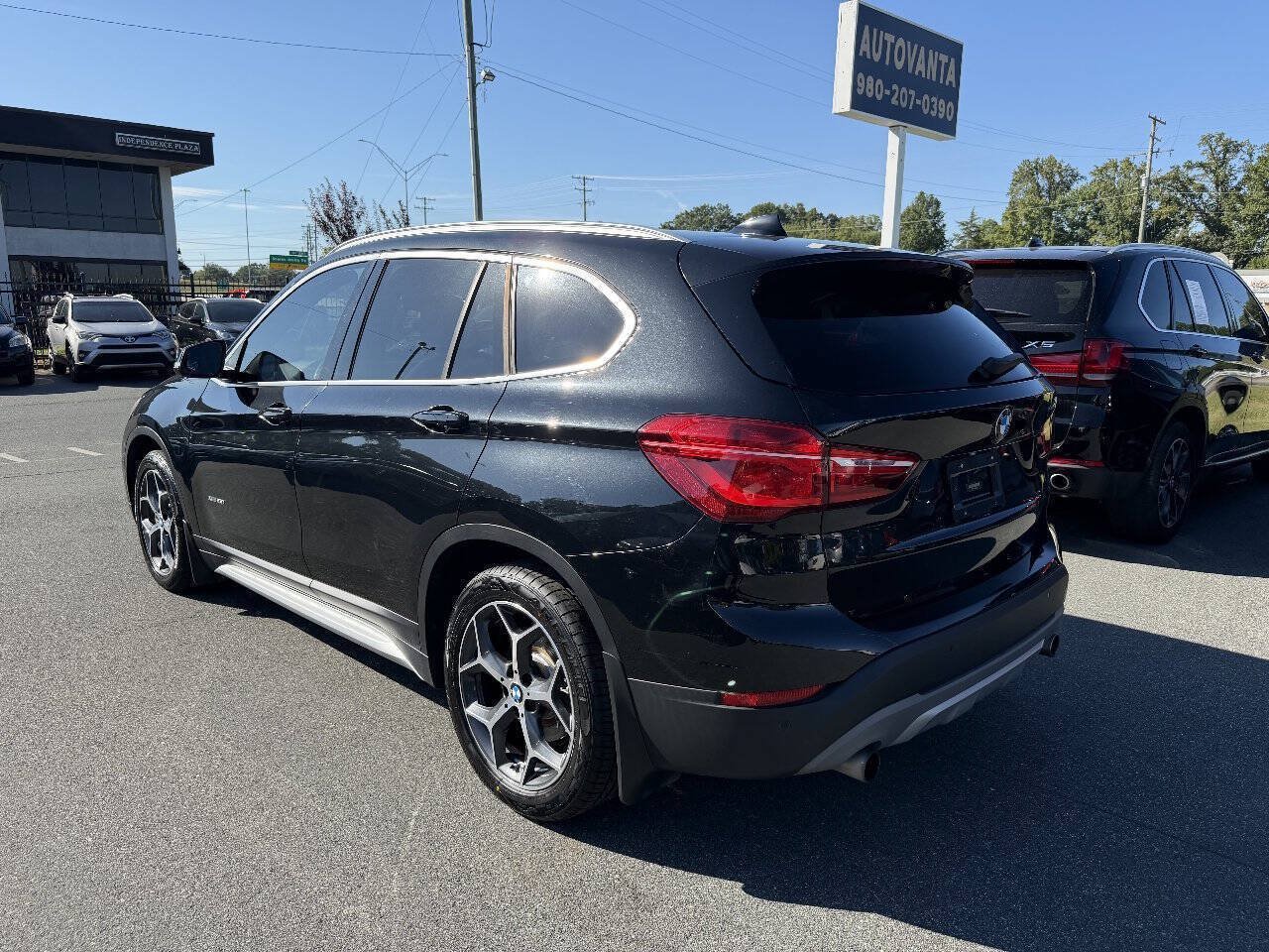 Used 2017 BMW X1 xDrive28i AWD/4WD image 6