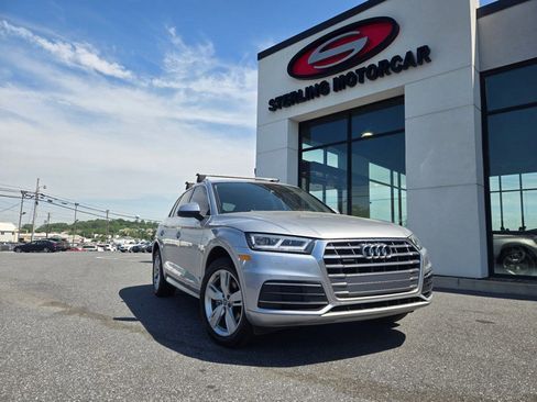Used 2019 Audi Q5 2.0T Premium Plus w/ Premium Plus Package image 1
