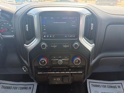 Used 2021 Chevrolet Silverado 1500 LT AWD/4WD image 20
