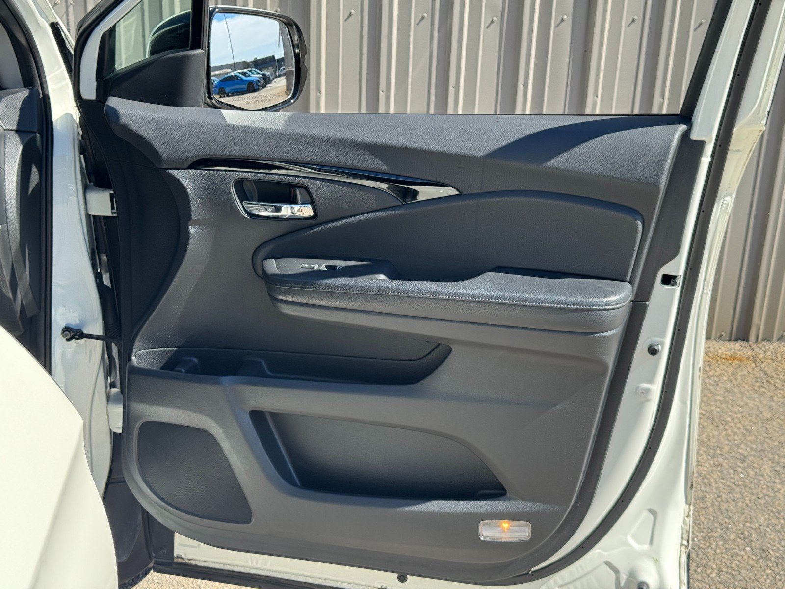 Used 2017 Honda Pilot Touring image 43