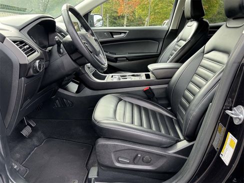 Used 2024 Ford Edge SEL image 19