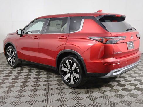 New 2025 Mitsubishi Outlander SE FWD image 16