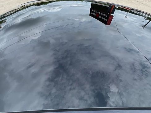 Used 2024 Tesla Model Y Long Range RWD image 10