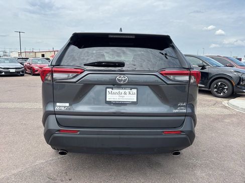 Used 2020 Toyota RAV4 XLE w/ Convenience Package AWD/4WD image 6