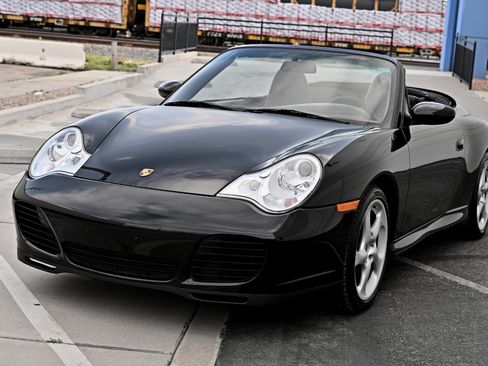 Used 2004 Porsche 911 Carrera 4S image 76