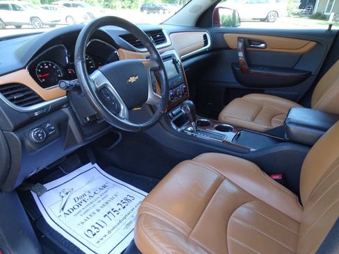 Used 2014 Chevrolet Traverse AWD LTZ image 10
