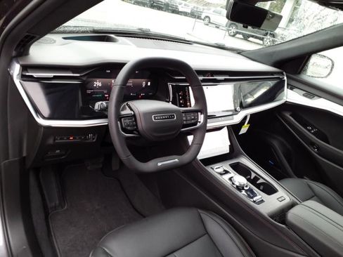 New 2025 Jeep Wagoneer S Launch Edition image 8