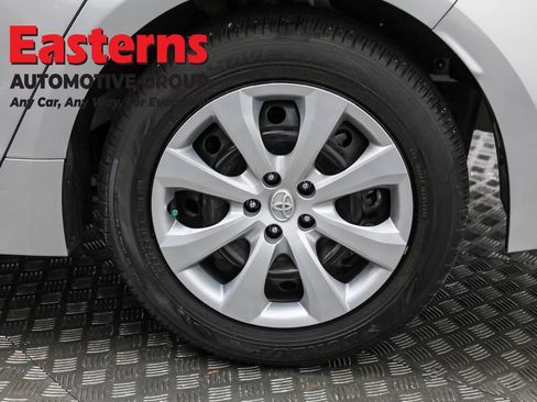 Used 2023 Toyota Corolla LE image 29