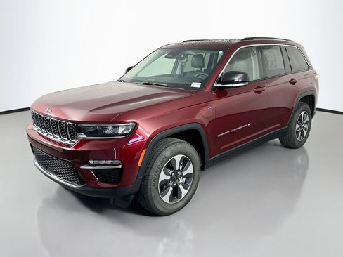 Used 2022 Jeep Grand Cherokee Limited 4xe AWD/4WD image 3