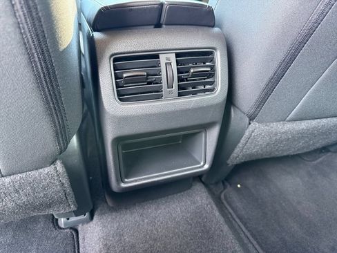 Used 2025 Nissan Rogue S FWD image 16