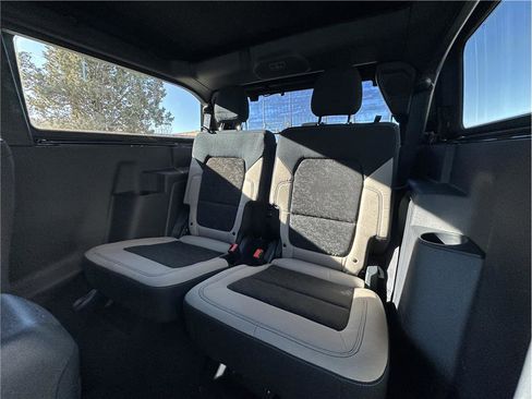 Used 2021 Ford Bronco Wildtrak image 16