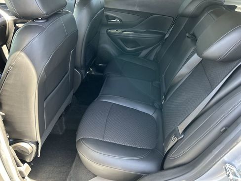 Used 2021 Buick Encore Preferred FWD image 25