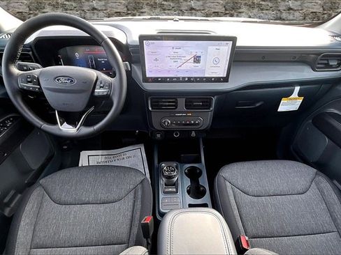 New 2025 Ford Maverick XLT w/ XLT Luxury Package image 5