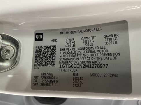 Used 2021 GMC Canyon Denali image 28