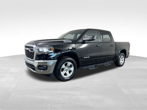 Used 2025 RAM 1500 Big Horn AWD/4WD image 2