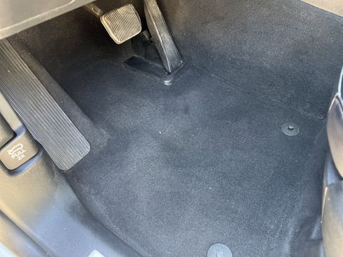 Used 2020 Ford Explorer Limited image 15