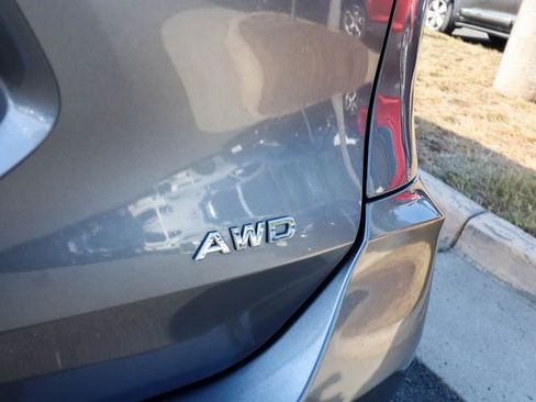 Used 2020 Nissan Rogue S image 24