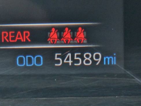 Used 2021 Toyota RAV4 XLE FWD image 25